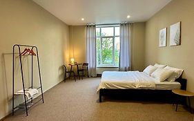4Room Hostel