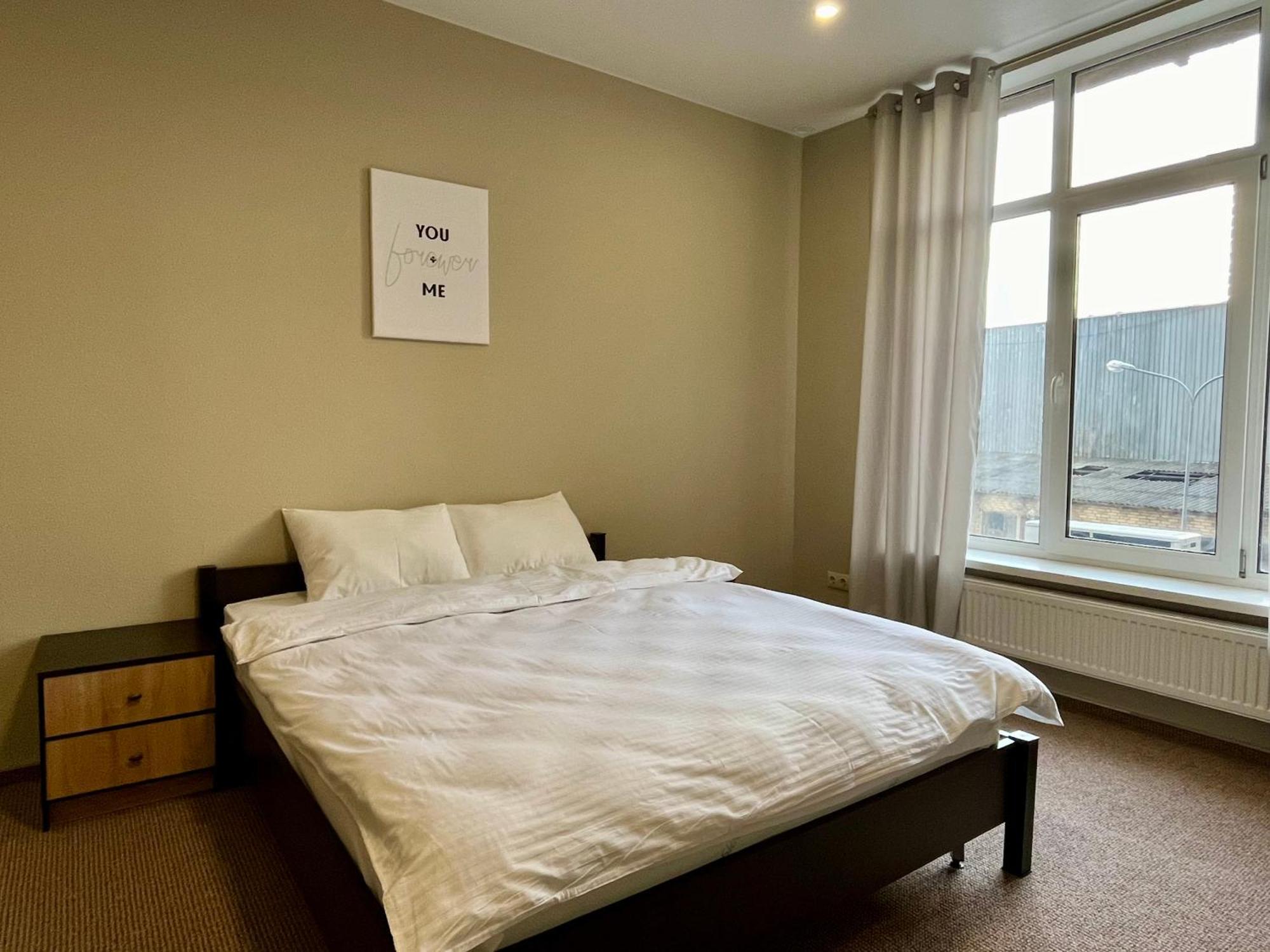 4Room Hostel Київ Екстер'єр фото